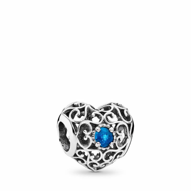 Pandora December Signature Heart Charm Silver Egypt KZ9317284